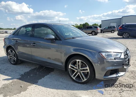 2020 Audi A3 Premium из США, поврежденный, VIN WAUAUHFF8LA094711